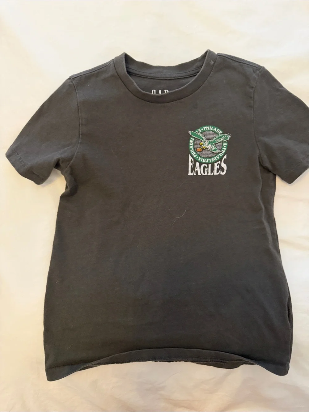 Kids Dark Gray Philadelphia Eagles Graphic Tee